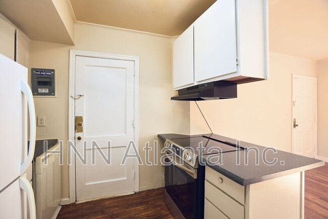 Building Photo - 1086 Briarcliff Rd NE