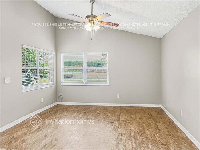 Foto del edificio - 12864 Maribou Cir