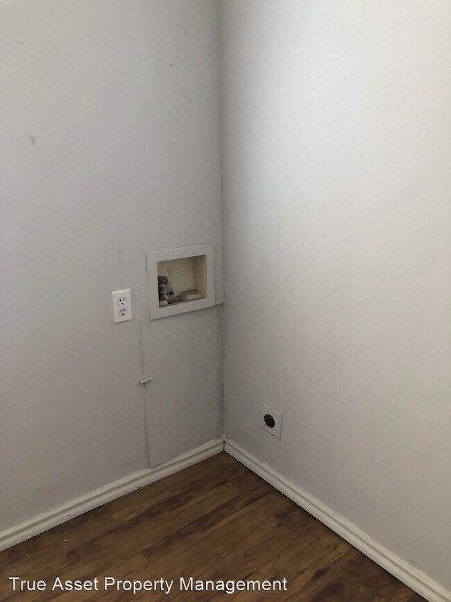 Building Photo - 1 br, 1 bath House - 2803 Emory St