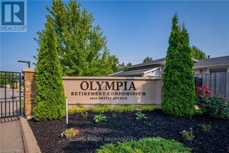 Building Photo - 4644 Pettit Ave