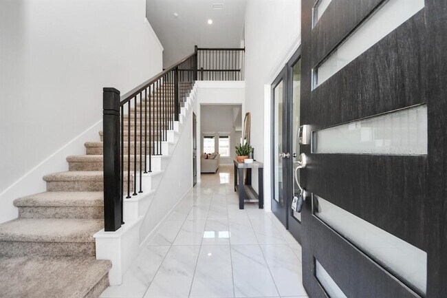 Building Photo - 21638 Laggan Clf Ln
