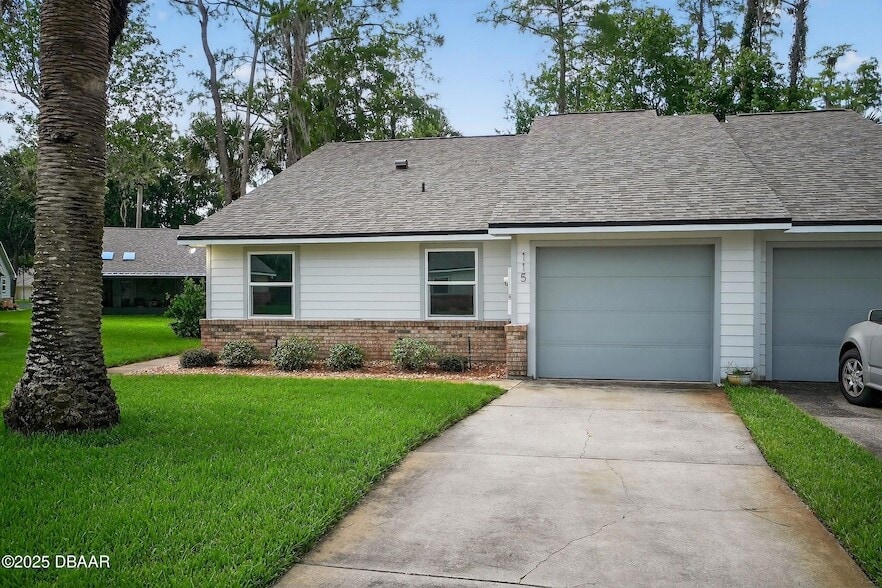 Foto principal - 115 Bob White Ct