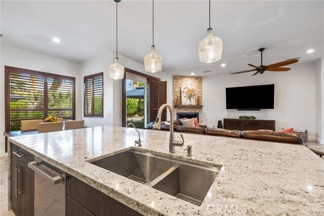 Foto del edificio - 44450 Grand Canyon Ln