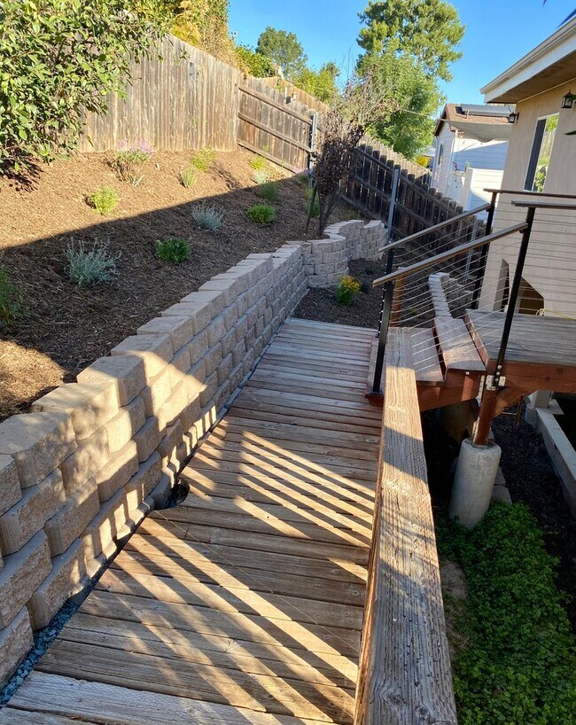 Building Photo - San Carlos Custom Home