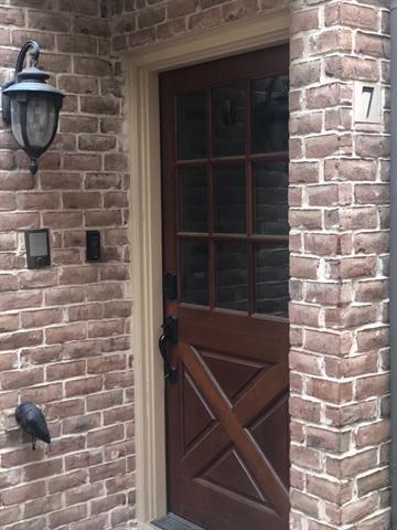 Building Photo - 3421 Normandy Ave