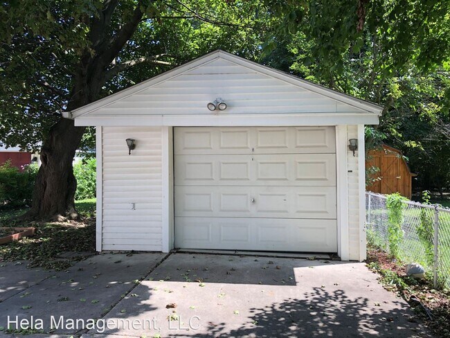 Building Photo - 3 br, 1 bath House - 3601 Chestnut St