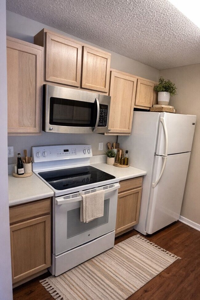 Foto del edificio - Private Condo in The Meridian, Mount Pleasant - Available July 1, 2026!