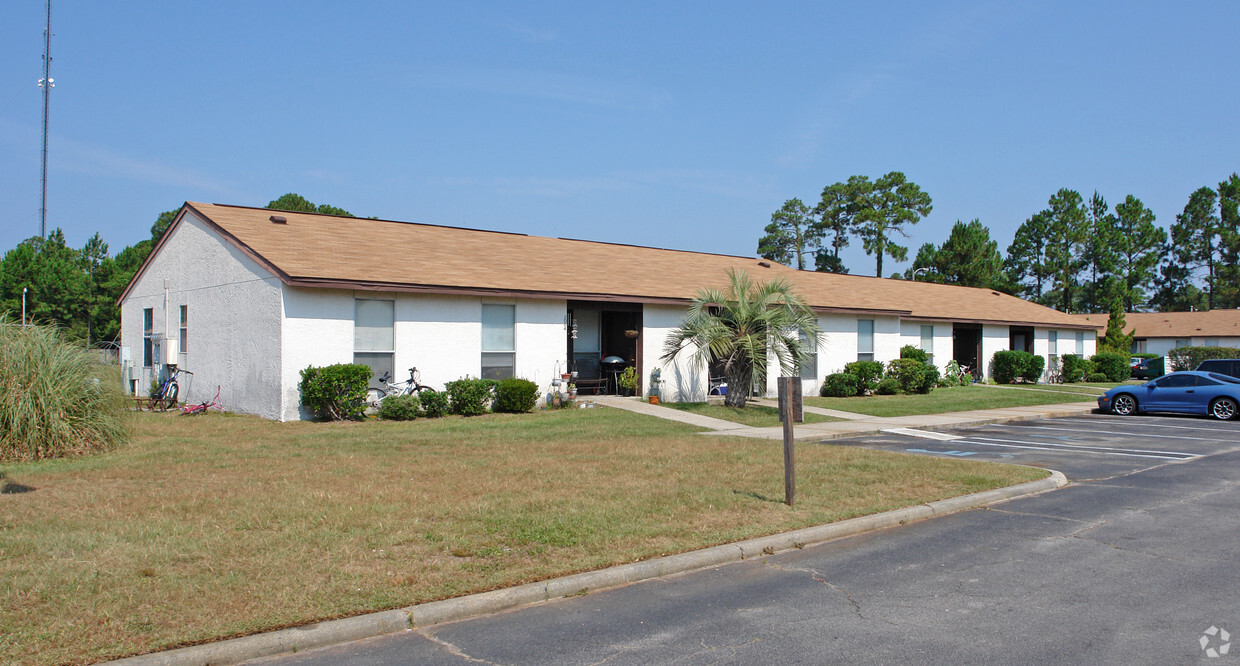 Primary Photo - Sand Dunes Apartments