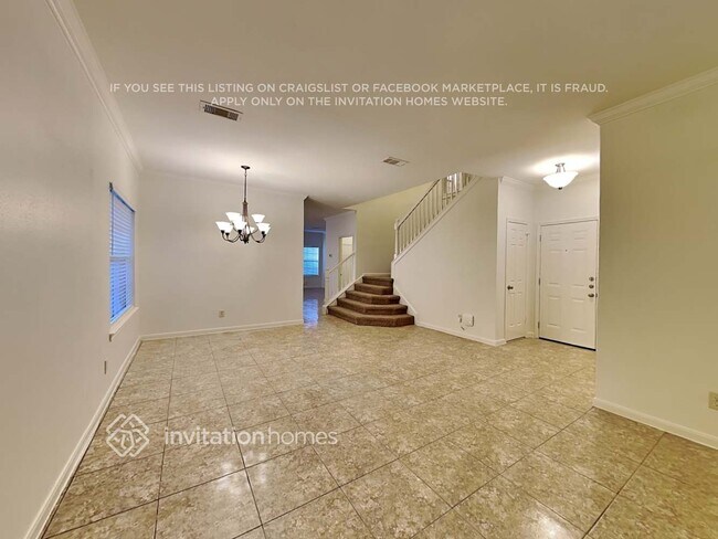Foto del edificio - 7707 Thorncreek Way
