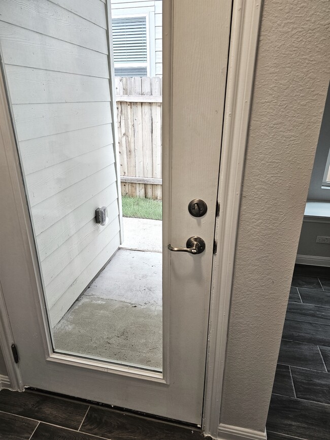 Building Photo - 9612 Whisper Willow Blvd