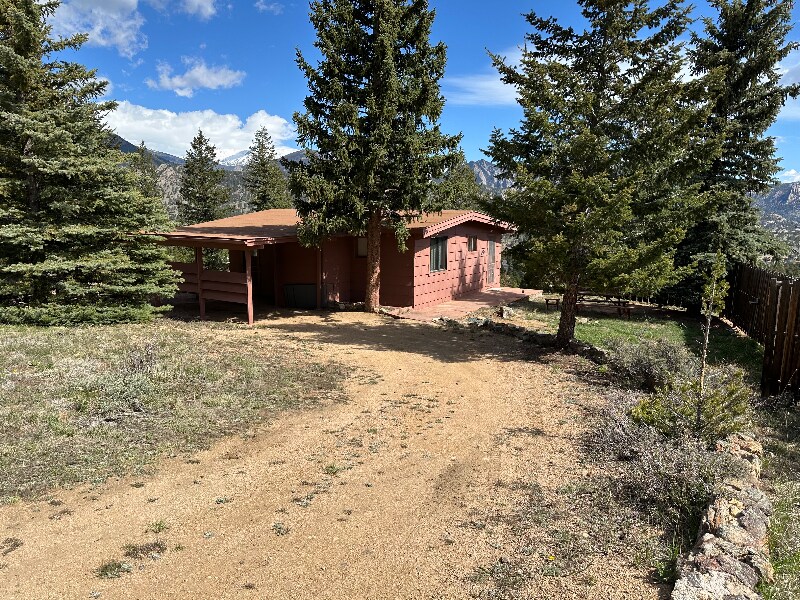 1250 Giant Track Rd, Estes Park, CO 80517 House Rental in Estes Park