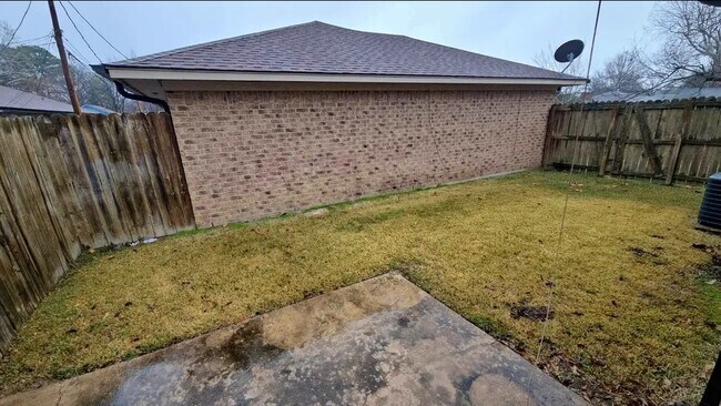 Foto del edificio - 140 Gerald St