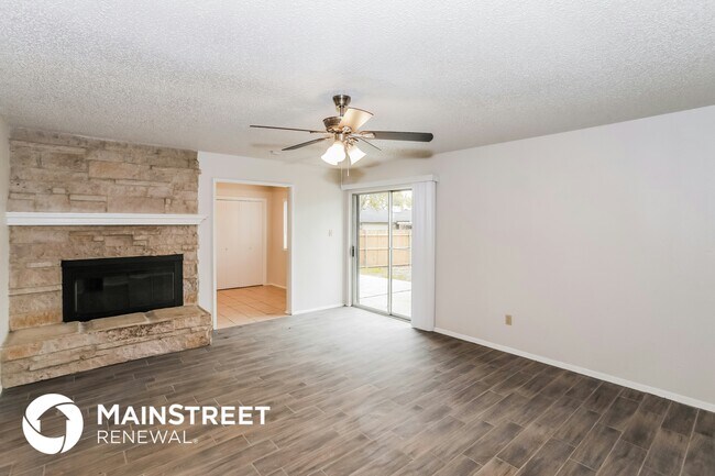 Building Photo - 201 Wildfire Dr