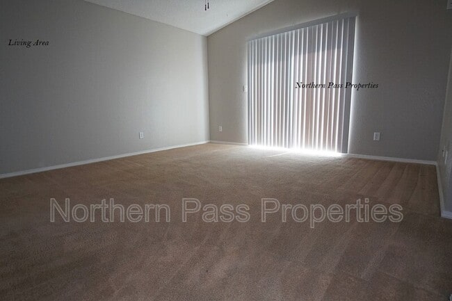 Building Photo - 807 Jaime St