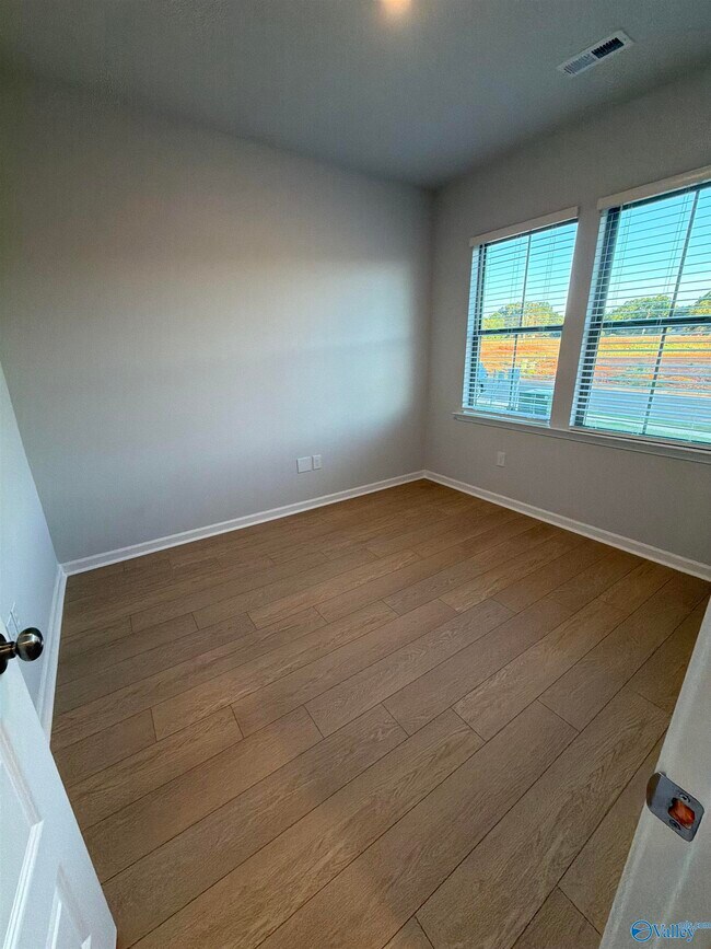 Foto del edificio - 149 Wolfe Ln