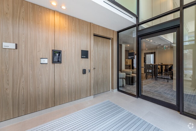 Hall d'entrée - 432 Cherry St