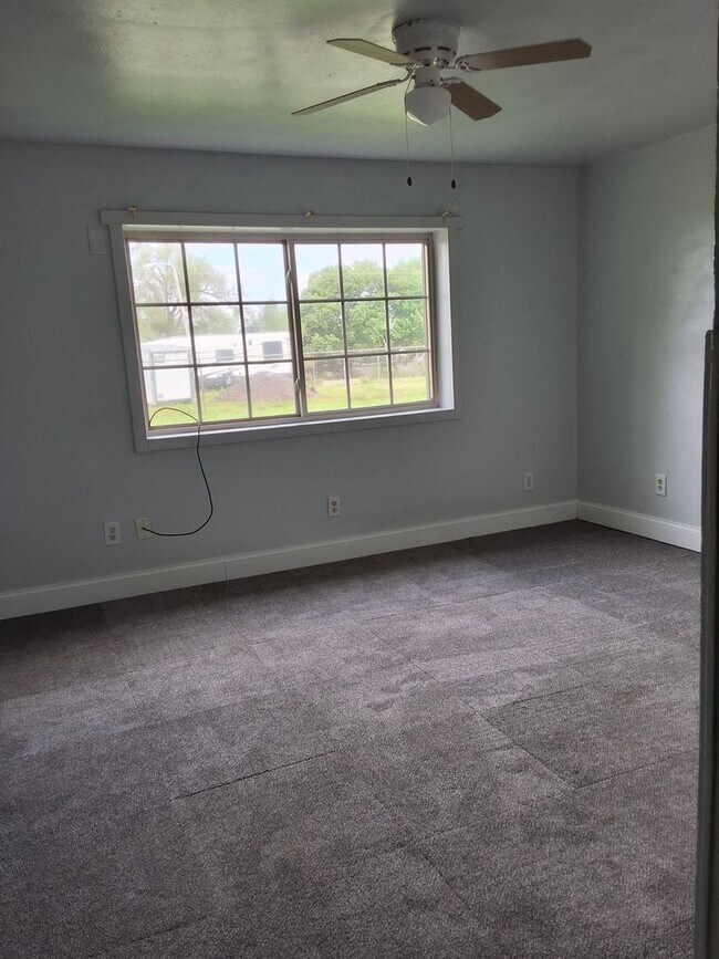 Foto del edificio - 1 Bedroom, 1 Bathroom House