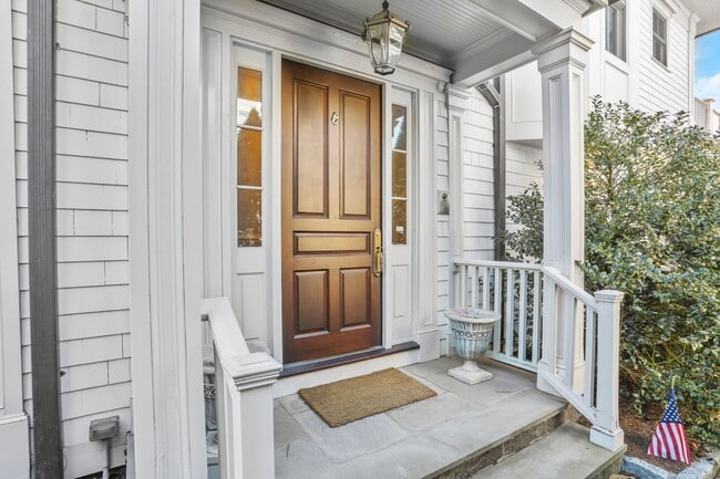 Photo - 250 Milbank Ave Apartment