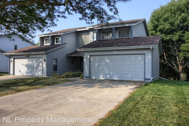 Building Photo - 2 br, 2.5 bath House - 15106 Normandy Blvd