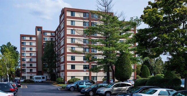 Building Photo - 54 Haverhill St