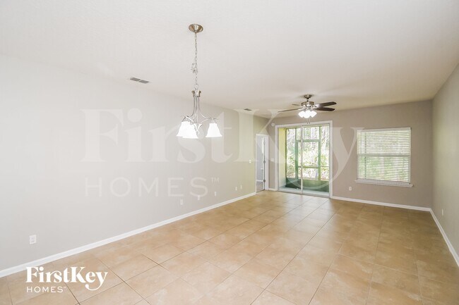 Foto del edificio - 396 Forest Meadow Ln