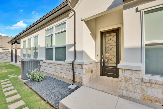 Building Photo - Beautiful Single Story home in Liberty!