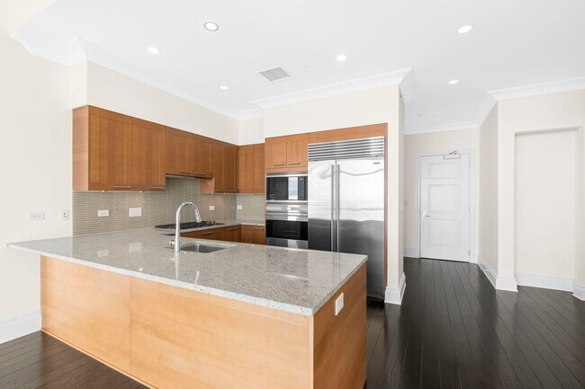 Foto del edificio - 2550 N Lakeview Ave