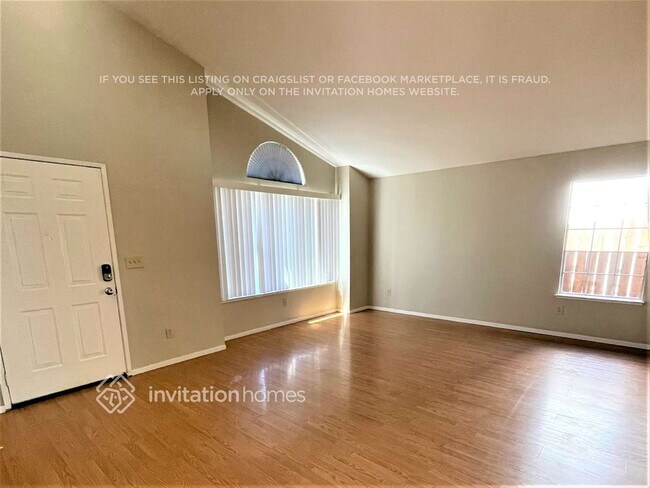 Building Photo - 1812 Johnson Dr