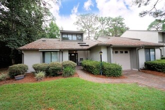Building Photo - 120 Gleneagles Dr