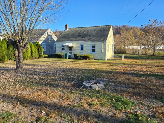 Building Photo - 4619 Highland Ave