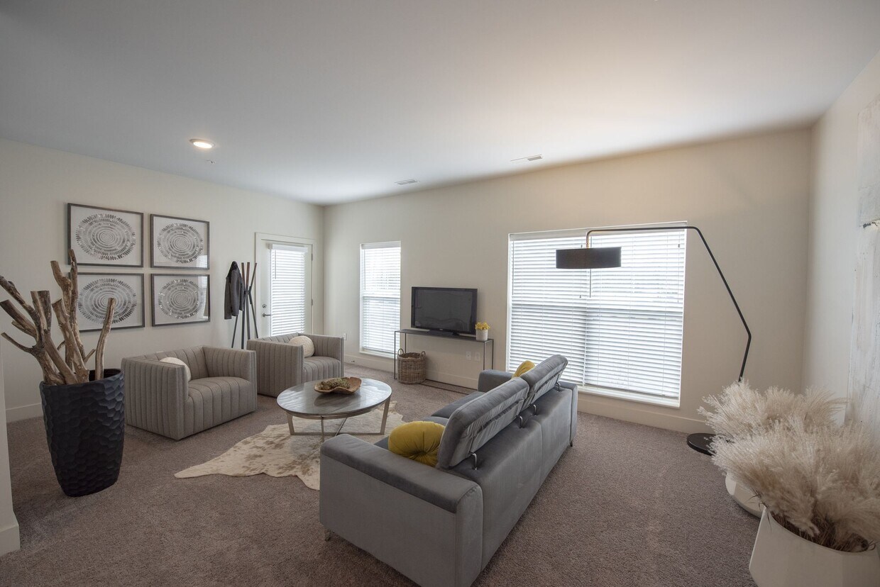 Gateway Lofts Columbus Apartments 2211 Dublin Rd Columbus, OH