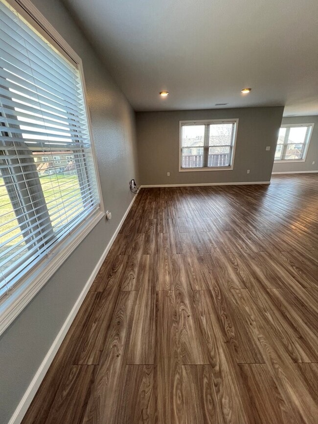 Foto del edificio - 272 Wilder Ct