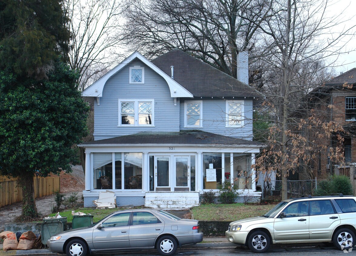 Foto del edificio - 321-325 10th St NE