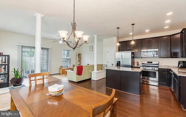 Foto del edificio - 4711 Wensel Rd