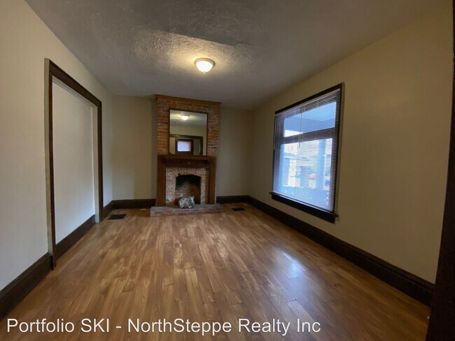 Building Photo - 5 br, 1 bath Apartment - 321 E 20th