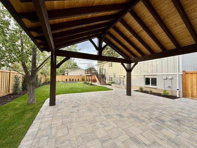 Foto del edificio - 11152 S Lyndbrook Way