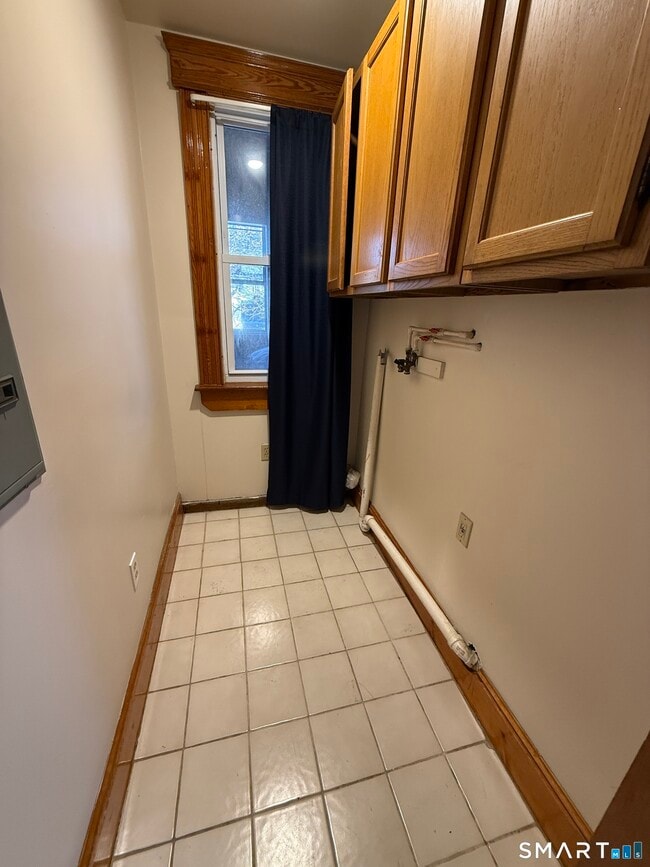 Building Photo - 91 Alma St