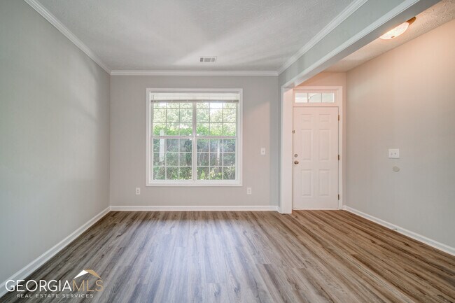 Building Photo - 132 Diamond Ridge Ave