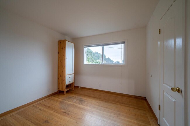 Foto del edificio - 616 Brighton Rd