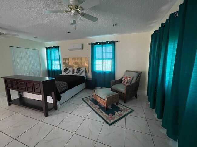 Foto del edificio - 12840 SW 11th Pl