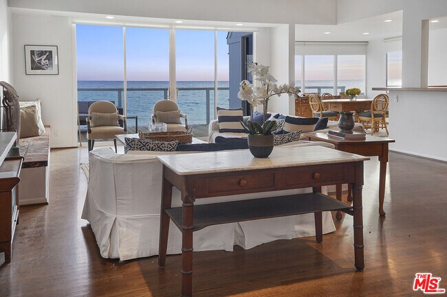 Foto del edificio - 21938 Pacific Coast Hwy