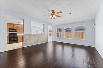 Building Photo - 15107 Summer Sunset Dr