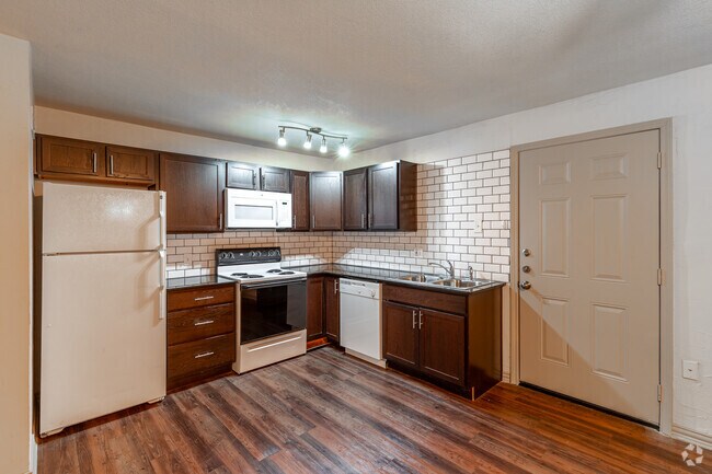 Cocina - 1502 Peak Street
