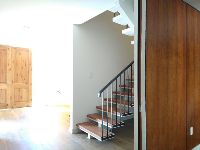 Foto del edificio - 3319 Metairie Ct