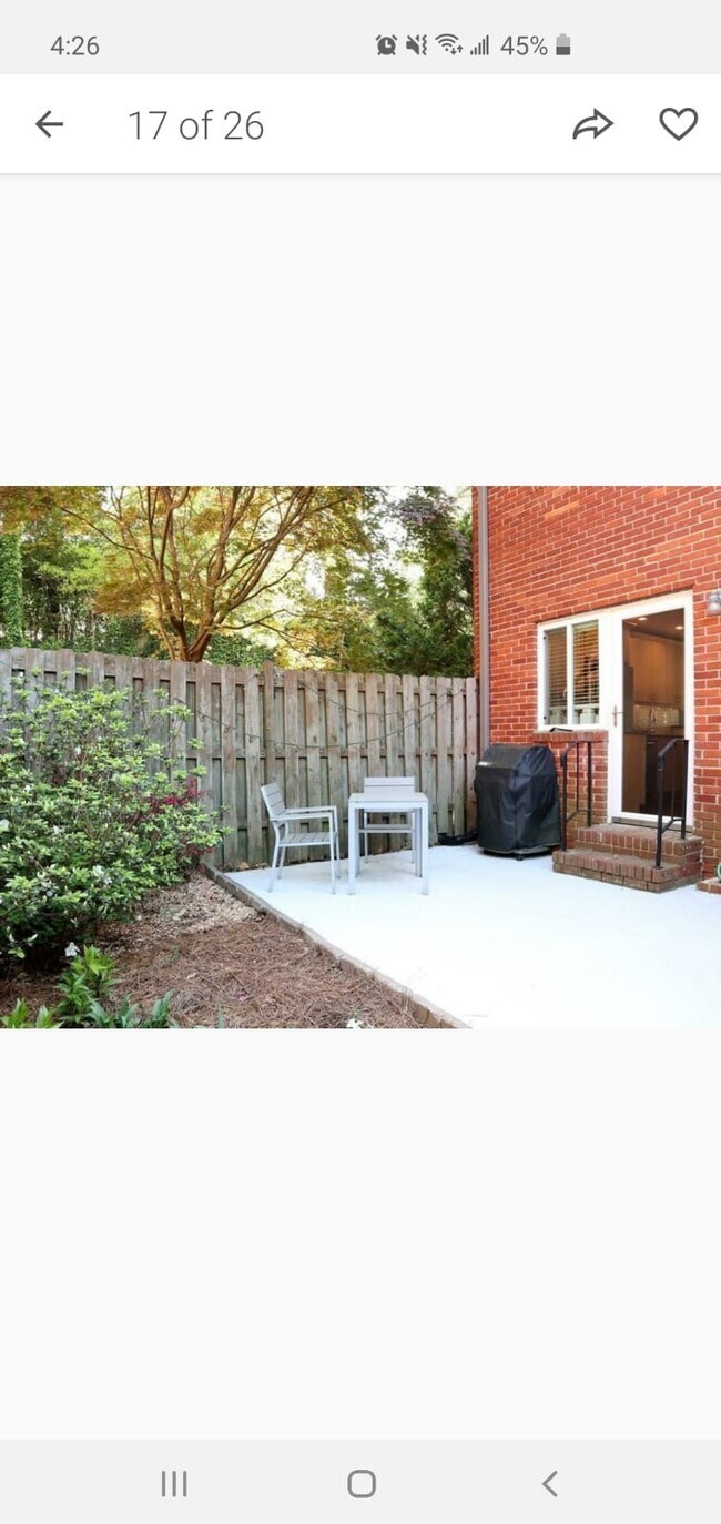 Foto del edificio - 1604 Briarcliff Rd NE