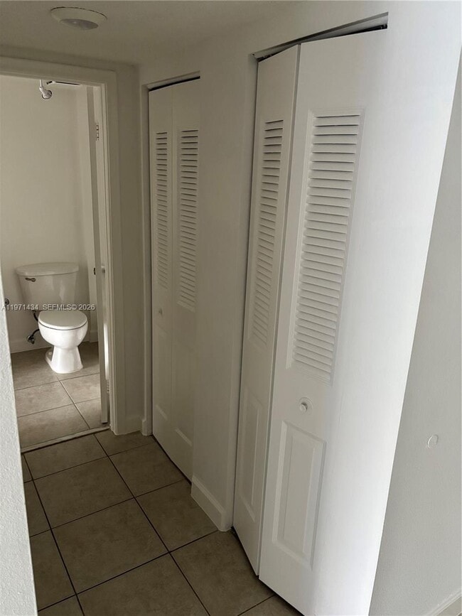 Foto del edificio - 7900 Camino Cir