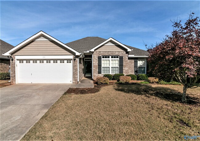 Foto del edificio - 111 NW Wittington Ln