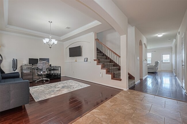 Building Photo - 20718 Bandrock Terrace