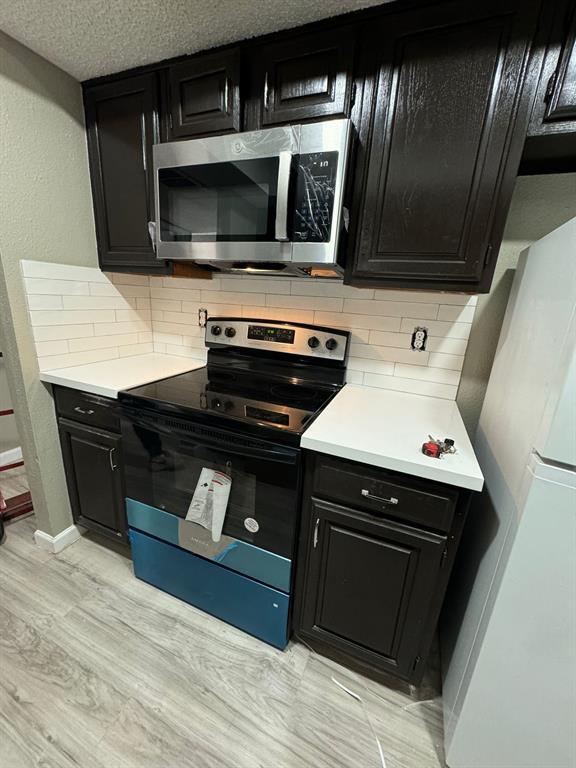 Building Photo - 2830 S Bartell Dr