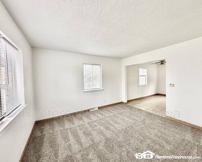 Foto del edificio - 4219 Clinton Ave